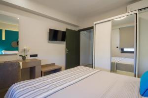 Gallery image of BISALTAE SEASIDE SUITES in Keramotí