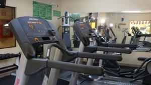 Fitness centrum a/nebo fitness zařízení v ubytování Holiday Inn Express Chihuahua by IHG