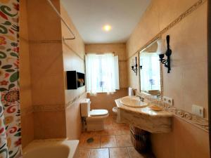 Ванная комната в Apartamentos Turísticos Rosa