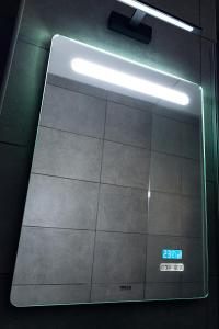 Ένα μπάνιο στο Cristopher Apartament +17 φωτογραφίες