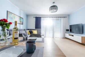 Gallery image of Apartament SŁONECZNY 7 Dziwnów Gardenia z widokiem na morze EPapartamenty in Dziwnów Górny