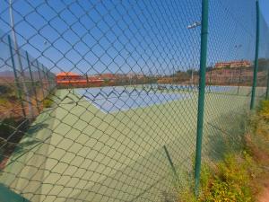 Tenis lub squash w obiekcie Apartamento de lujo en La Isla del Fraile lub w pobliżu