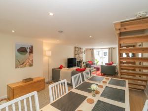 Et opholdsområde på Spring Rose Cottage