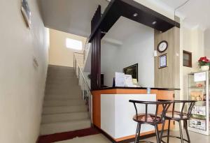 Fotografija v galeriji nastanitve RedDoorz Syariah Plus near Cirebon Super Block Mall 2 v mestu Cirebon