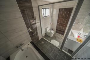 黑琵軼棧湖濱旅宿 K&B Happy Hostel 욕실