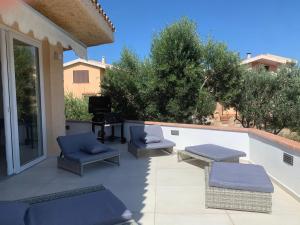 A seating area at Bona Ciurrata
