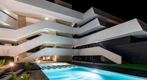 Bazén v ubytovaní Marina Apartman Hotel alebo v jeho blízkosti
