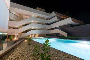Bazén v ubytovaní Marina Apartman Hotel alebo v jeho blízkosti