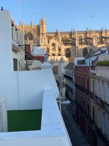 Výhľad na mesto Sevilla alebo výhľad na mesto priamo z apartmánu
