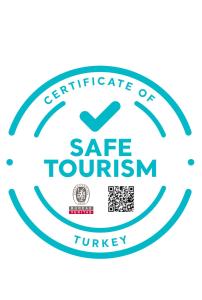 un logotipo para el certificado de turismo seguro en VONRESORT Elite & Aqua - Ultra All Inclusive & Kids Concept, en Side