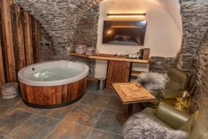 Koupelna v ubytování Hotel K2