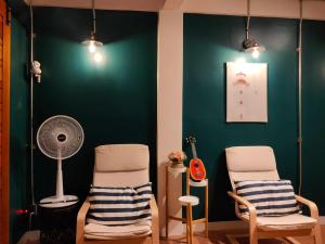 Station8 Hostel的休息区
