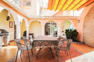 Posezení v ubytování Beach Villa Costanera in Marbella