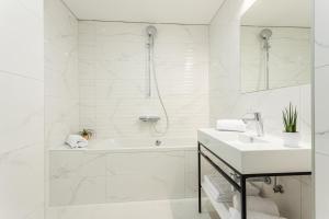Hotel Saint Hildegard的一间浴室