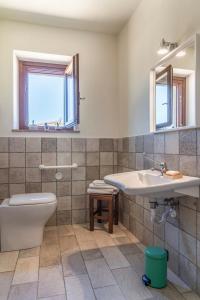 Koupelna v ubytování Agriturismo La Casina nel Vigneto