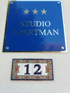 Certifikát, hodnocení, plakát nebo jiný dokument vystavený v ubytování Studio apartman Marta
