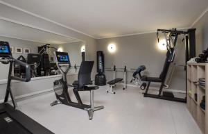 The fitness centre and/or fitness facilities at Hotel Villa Margherita