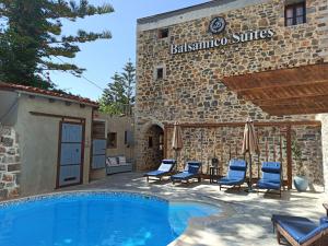 Зображення з фотогалереї помешкання Balsamico Traditional Suites у місті Херсонісос