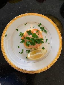 Food at or somewhere near the bed & breakfast 