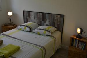 Postel nebo postele na pokoji v ubytování Gîte La Cabotte Rullyotine