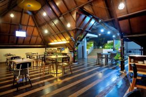 A restaurant or other place to eat at Nikhila Seminyak Bali
