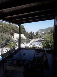 Φωτογραφία από το άλμπουμ του AGIOS NIKITAS DOLPHINS στον Άγιο Νικήτα