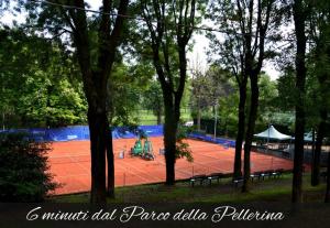 Tenis a/nebo squash v ubytování Hotel Royal Torino Centro Congressi nebo okolí