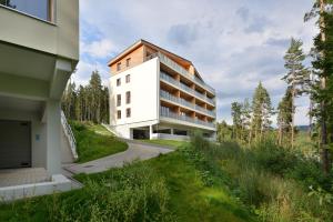 Photo de la galerie de l'établissement Element Lakeside Apartments, à Lipno nad Vltavou