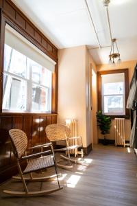 Posezení v ubytování Auberge Jeunesse QBEDS Hostel