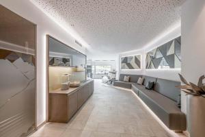 Χώρος καθιστικού στο AlpenParks Chalet & Apartment Alpina Seefeld +47 φωτογραφίες