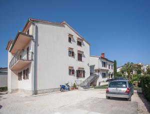 Budynek, w którym mieści się apartament