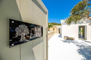 A television and/or entertainment centre at Villa Evrithea