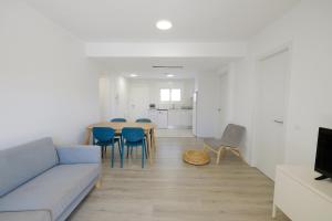 Kuchyň nebo kuchyňský kout v ubytování Apartaments Àlex