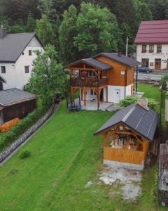 an aerial view of a house with a gazebo at Kuca za odmor Lujzijana in Skrad