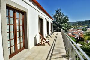 A balcony or terrace at Douro Mool Guest House