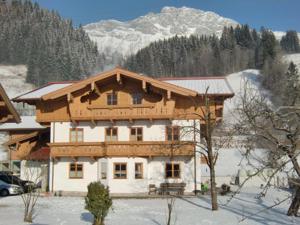 Üldine mäevaade või majutusasutusest Tischlergut pildistatud vaade