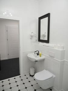 Łazienka w obiekcie Apartamenty Stary Browar Oleśnica