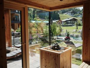 Foto dalla galleria di Hotel MorgenZeit -Natürlich.Bed&Brunch a Maria Alm am Steinernen Meer