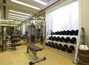 Fitness centrum a/nebo fitness zařízení v ubytování Meluha - The Fern
