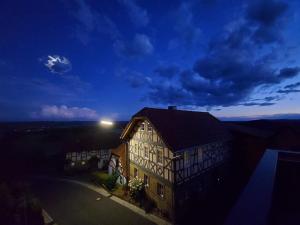 Afbeelding uit fotogalerij van Ferienwohnung Altenstein in Maroldsweisach