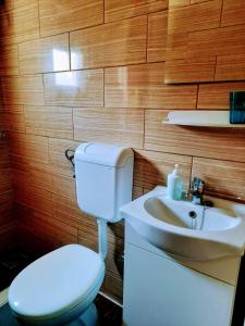 Ванна кімната в Apartments Neno