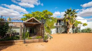 Gallery image of Longreach Most Central Motel in Longreach