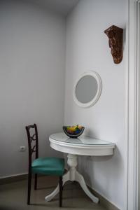 Fotografie z fotogalerie ubytování Polytimon, an Athenian neoclassical apartment v Aténách