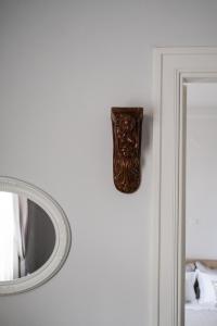 Fotografie z fotogalerie ubytování Polytimon, an Athenian neoclassical apartment v Aténách