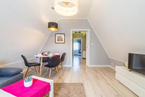 Posedenie v ubytovaní ApartamentyGdanske EU - Golden