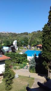 Изглед към басейн в Apartments in Sveta Marina Holiday Village или наблизо