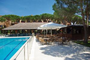 Бассейн в La Costa Hotel Golf & Beach Resort или поблизости