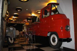 Zdjęcie z galerii obiektu GarageHotel we Włocławku