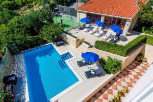Bazén v ubytování Villa Mateo with Private Pool nebo v jeho okolí