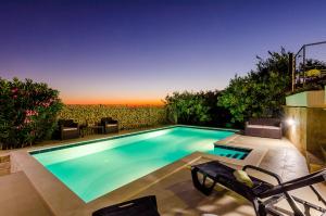 Bazén v ubytování Villa Mateo with Private Pool nebo v jeho okolí